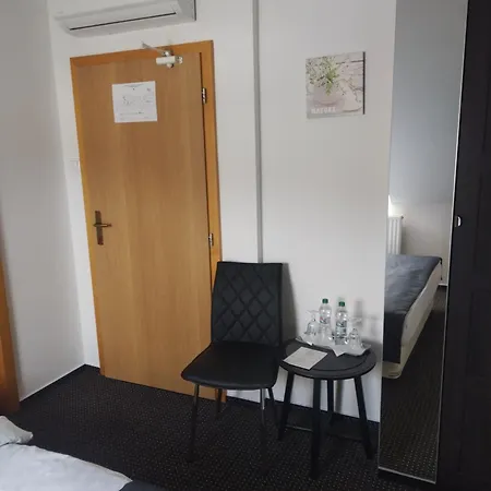 Zlaty Orol Guest house *