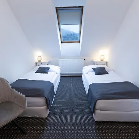 Zlaty Orol 게스트하우스