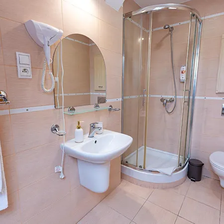 Zlaty Orol 4* Helcmanovce